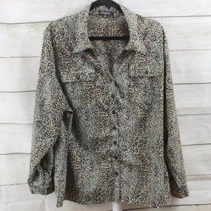 NOTATIONS Women's Button Down Cheetah Print Two Pocket Blouse